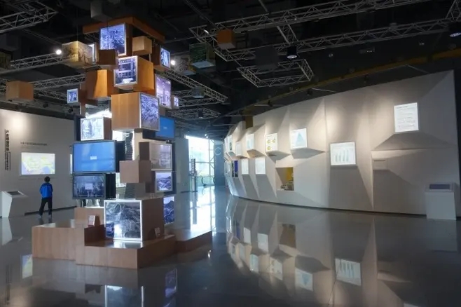 展廳設(shè)計 ，展廳 ，鑫時空
